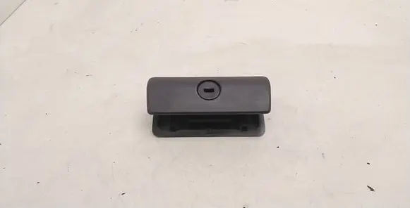 BMW 3 E46 Glove box handle