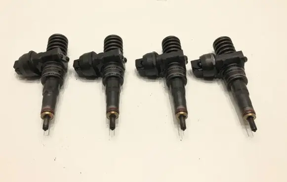 Volkswagen Golf IV Fuel injectors set 