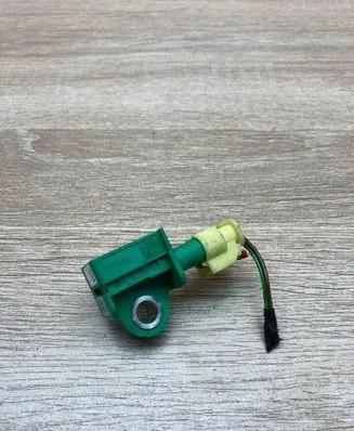 Volkswagen Touran II Airbag deployment crash/impact sensor 5K0959351 5WK44000
