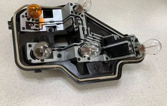 Tail light part