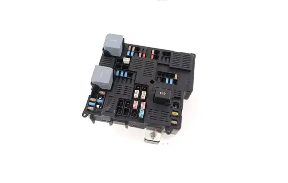 Volvo S60 Fuse module 32212299