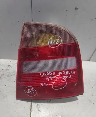 Skoda Octavia Mk1 (1U) Rear/tail lights ZSB1U6945096