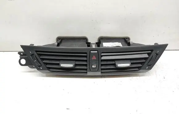 BMW X1 E84 Dash center air vent grill 2991681