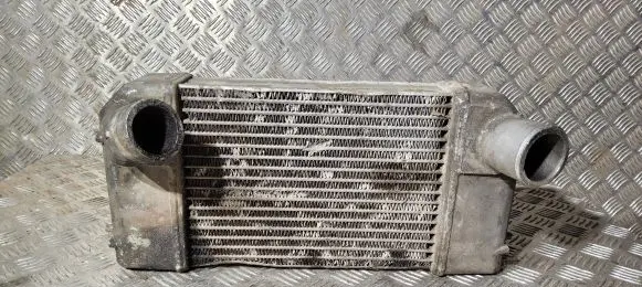 Land Rover Discovery Intercooler radiator