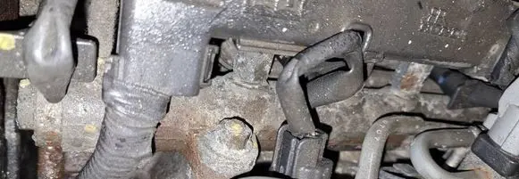 Honda FR-V Fuel main line pipe 0445214051