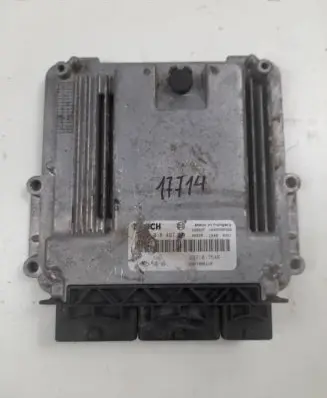 Renault Trafic II (X83) Engine control unit/module 237101754R 0281018497