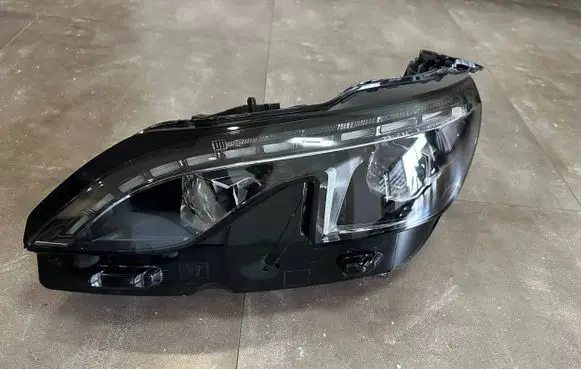 Peugeot 3008 II Headlight/headlamp 1674017680 89915379