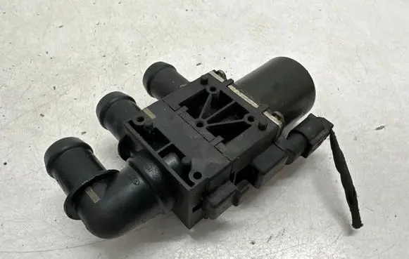 BMW 3 F30 F35 F31 Electric auxiliary coolant/water pump 9147347