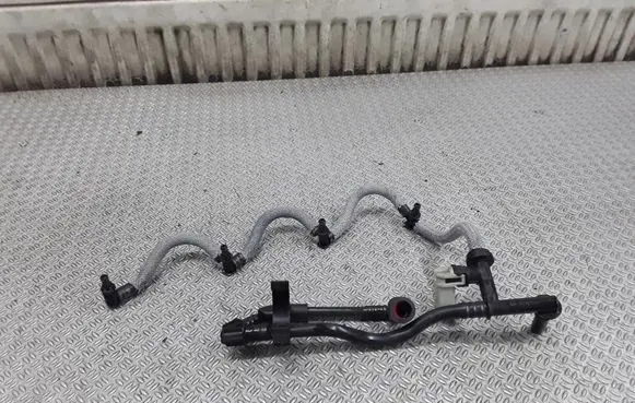 Renault Trafic III (X82) Fuel line/pipe/hose 