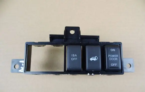 Infiniti FX Panel trim P10476B11000