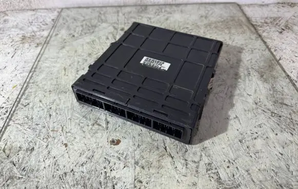 Mitsubishi Galant Engine control unit/module MR507245 E2T76483