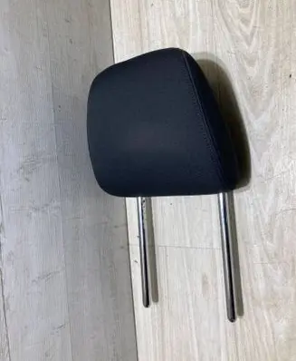 BMW X2 F39 Front seat headrest