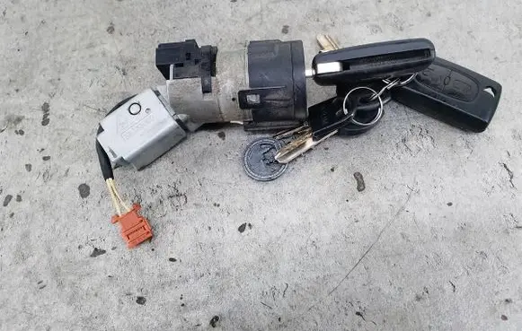 Peugeot 307 Ignition lock 