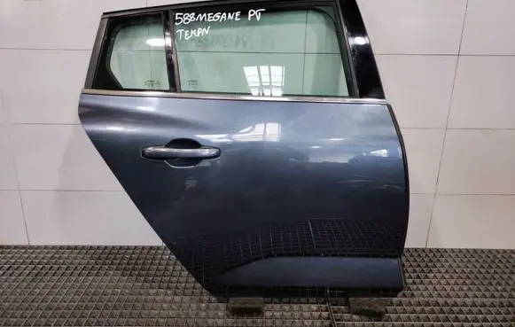 Renault Megane IV Rear door 