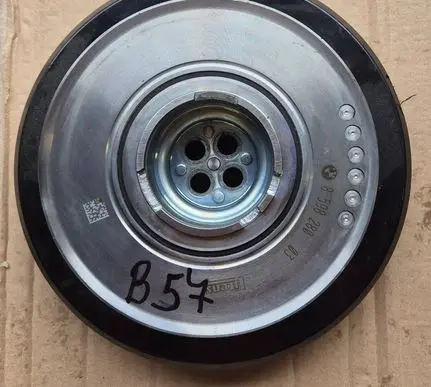 BMW X5 G05 Crankshaft pulley 8598280