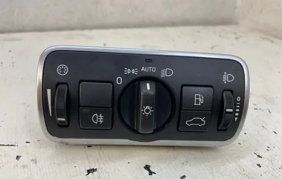 Volvo S60 Light switch 31443841
