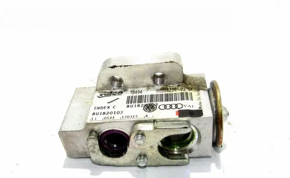Audi Q3 8U Air conditioning (A/C) expansion valve 8U0820679