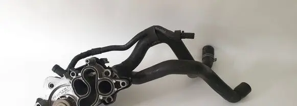 Volkswagen Golf VII Water pump 04E121042