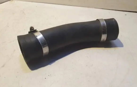 Nissan X-Trail T30 Engine coolant pipe/hose