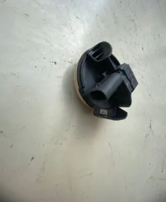 Mercedes-Benz C W205 Airbag deployment crash/impact sensor A2139051400 118665 01595121119