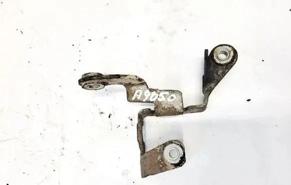 Ford Focus Engine mounting bracket av6r7474hd d1e4a