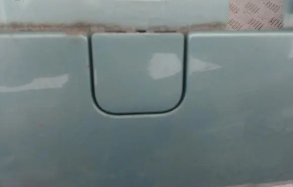 Rear bumper row hook cap/cover