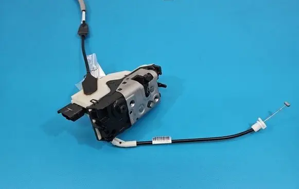Peugeot 2008 I Front door lock 9812500780 IMPRK1552954