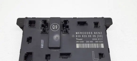 Mercedes-Benz Vito Viano W639 Door control unit/module A6398200026