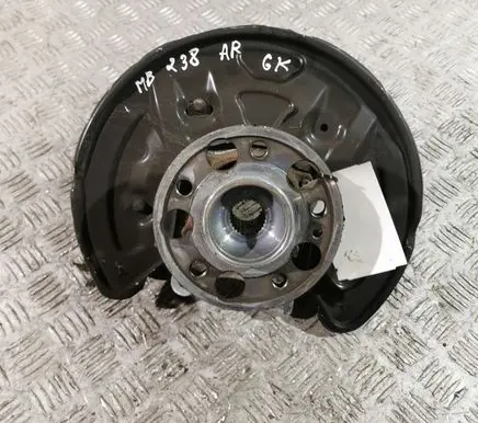 Mercedes-Benz E W238 Rear wheel hub