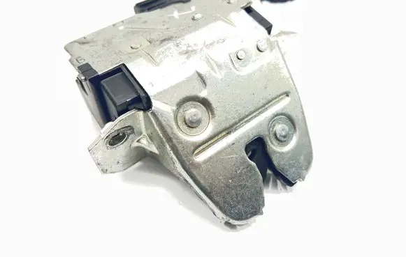 Mercedes-Benz CLC CL203 Tailgate/trunk/boot lock/catch/latch A2037400235