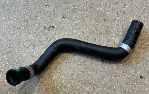 KIA Sorento IV Engine coolant pipe/hose 25450S1200