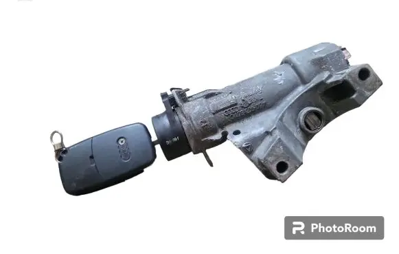Audi A6 S6 C5 4B Ignition lock 4B0905851C