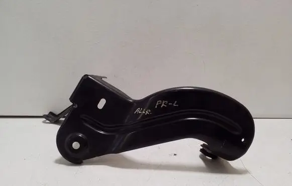 Audi A6 S6 C6 4F Intercooler pipe mounting bracket 4F0145813F