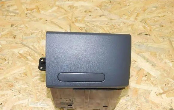 Volkswagen Multivan T5 Cup holder 7H5858601G