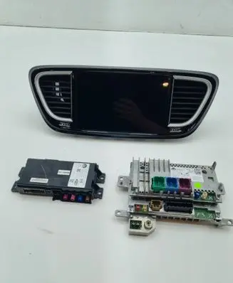 Chrysler Pacifica Screen/display/small screen P68438382AF T800000021556 BGM6100010