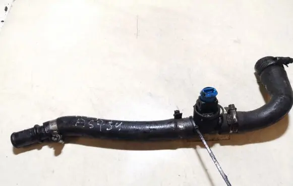Audi A6 S6 C4 4A Engine coolant pipe/hose