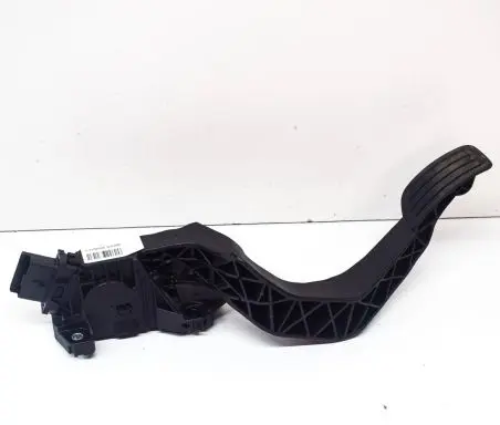 Opel Mokka B Accelerator throttle pedal 9837891980 6PV013524