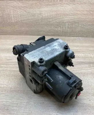 Audi A4 S4 B5 8D ABS Pump 8D0614111 0265214002 WithPlug