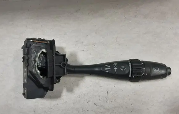 Mitsubishi Space Star Wiper control stalk