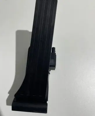 Mercedes-Benz E W212 Accelerator throttle pedal A4513000000