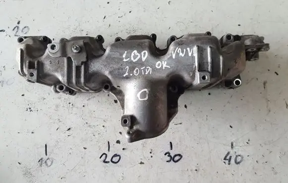 Volkswagen Golf VI Intake manifold 03L129711E