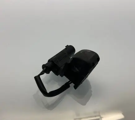 Mercedes-Benz E W211 Windshield washer spray nozzle 
