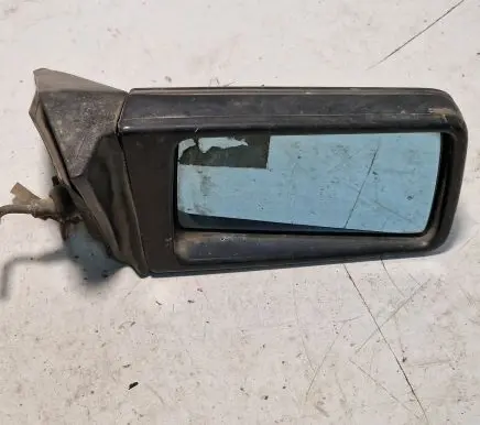 Mercedes-Benz 190 W201 Front door electric wing mirror