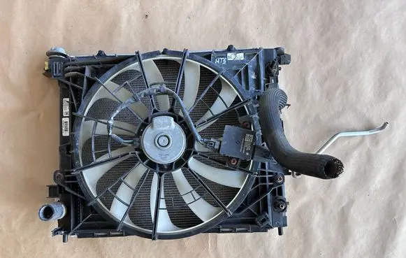 Cadillac ATS Coolant radiator 84001424