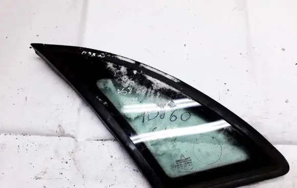 Citroen C5 Rear side window