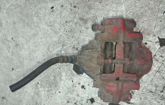 Mercedes-Benz C W203 Rear brake caliper