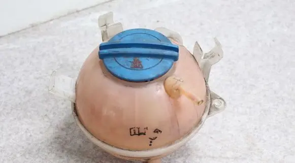 Audi TT TTS Mk2 Coolant expansion tank/reservoir 1K0121407A