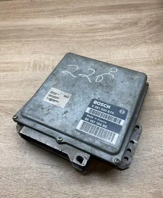 Peugeot 405 Engine control unit/module ECU 9619719480 0261200673