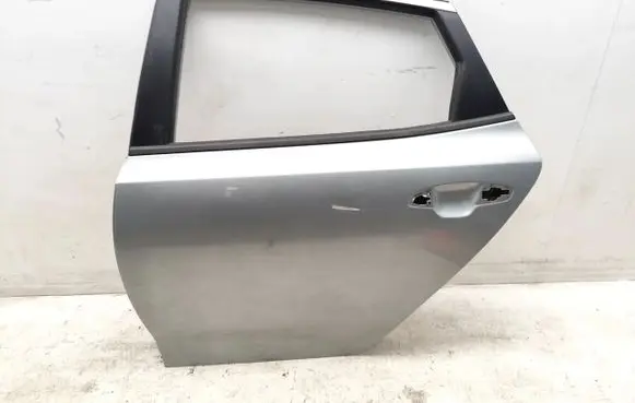 KIA Optima Rear door