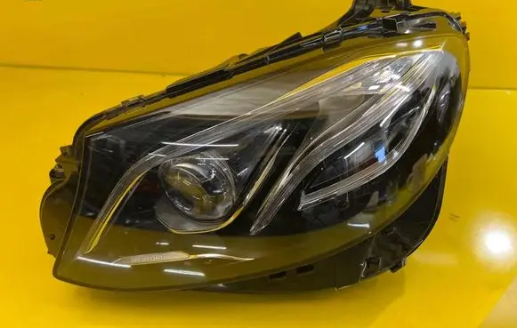 Mercedes-Benz E W213 Headlight/headlamp A2139067506